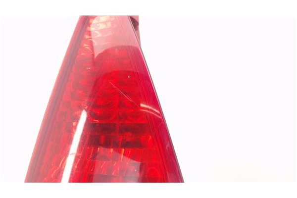 Recambio de piloto trasero izquierdo para citroen c3 1.1 i referencia OEM IAM 6350Q3  