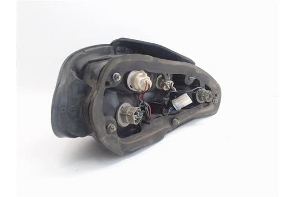 Recambio de piloto trasero derecho para hyundai coupe (j2) referencia OEM IAM R92402275  