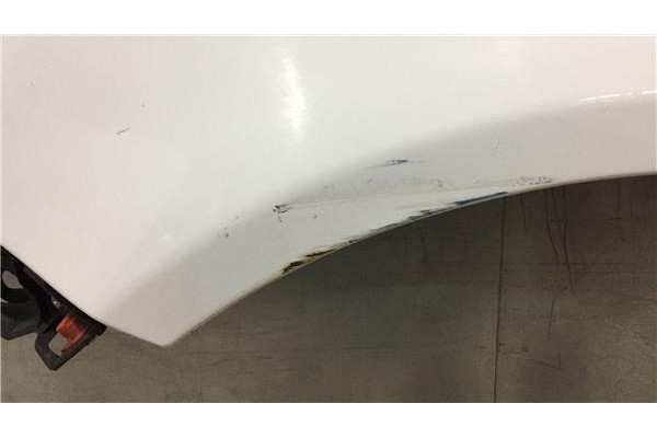 Recambio de aleta delantero izquierda para opel corsa d 1.3 cdti referencia OEM IAM 6102363 8313054 93189645 , OPEL