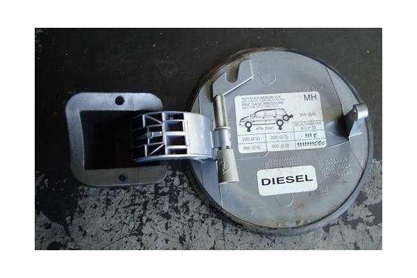 Recambio de tapa exterior combustible para opel zafira a 2.0 di 16v referencia OEM IAM 90559417 90544227 