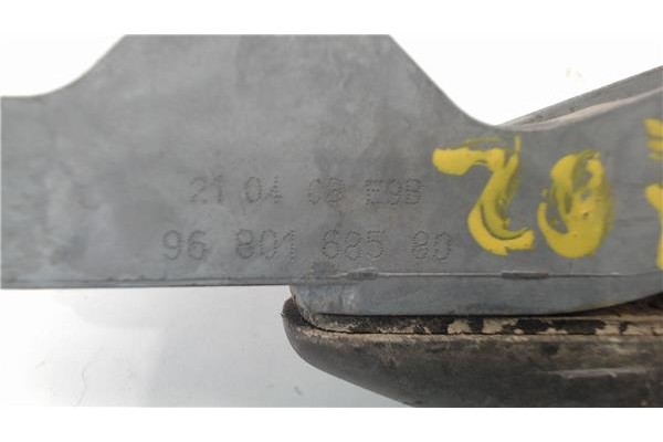 Recambio de maneta exterior delantero derecha para peugeot 207 1.4 referencia OEM IAM 9680168580 9101GG 