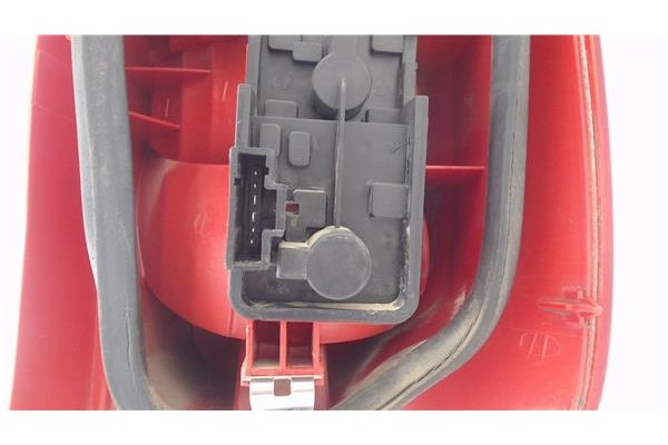 Recambio de piloto trasero izquierdo para citroen xsara picasso 1.8 16v referencia OEM IAM 6350T2  