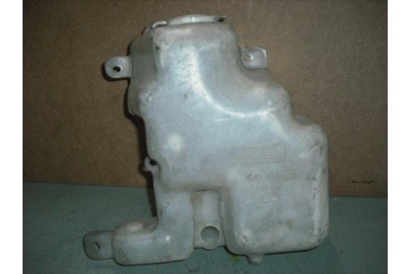 Recambio de deposito limpiaparabrisas para mitsubishi l 200 (k70) referencia OEM IAM   