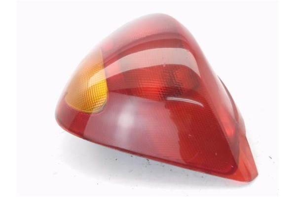 Recambio de piloto trasero derecho para ford fiesta berlina 1.3 valore referencia OEM IAM 96FG13N004AA  