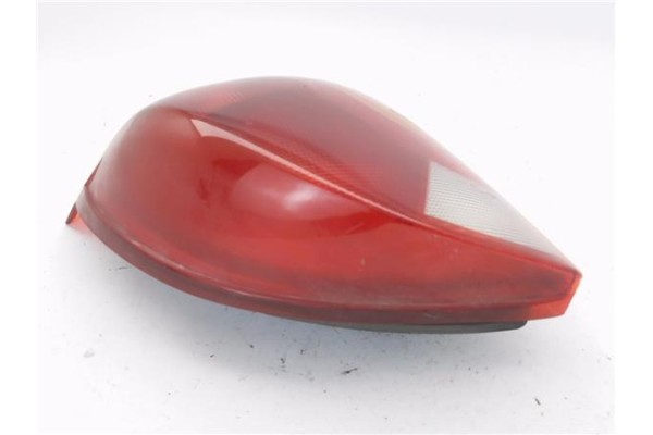 Recambio de piloto trasero derecho para ford fiesta berlina 1.3 valore referencia OEM IAM 96FG13N004AA  