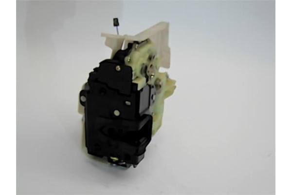 Recambio de cierre electromagnetico delantero derecho para volkswagen polo (9n1)(2001) 1.4 16v referencia OEM IAM 3B1837016CC  3