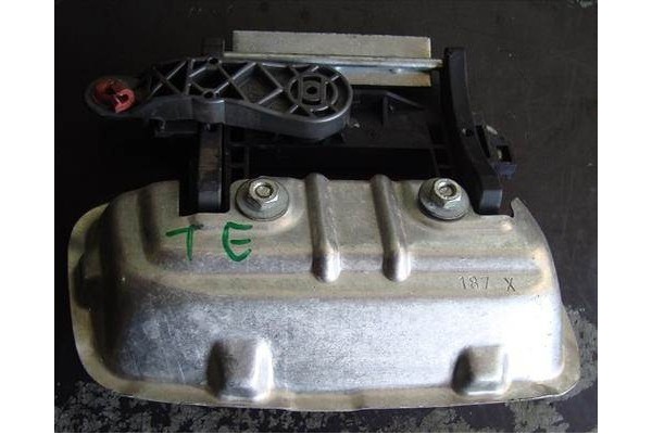 Recambio de maneta exterior trasero izquierda para opel zafira a 2.0 di 16v referencia OEM IAM 24443948 9227373 