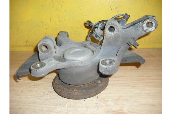 Recambio de mangueta delantero izquierda para mercedes-benz vito / mixto furgón (w639) 111 cdi referencia OEM IAM A6393300632 A6