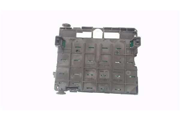 Recambio de caja reles para peugeot 206 1.4 hdi eco 70 referencia OEM IAM 9657608780  