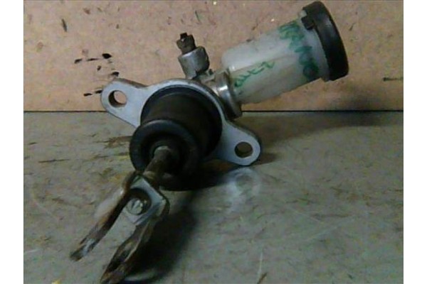 Recambio de bomba de embrague para nissan terrano ii (r20) 2.7 td 4wd referencia OEM IAM   