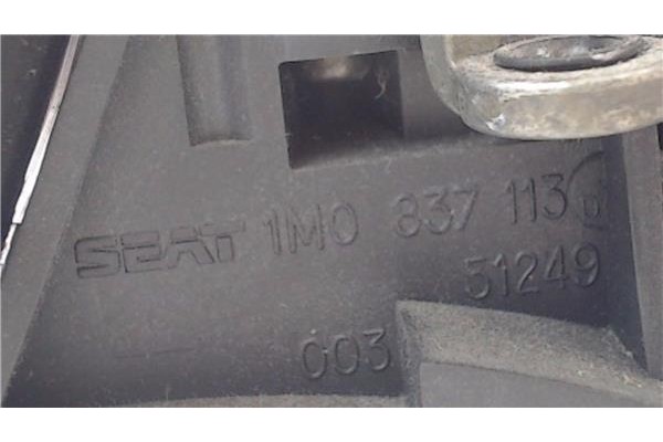 Recambio de manilla int. puerta trasero izquierda para seat toledo (1m2) 1.9 tdi referencia OEM IAM 1M0837113  