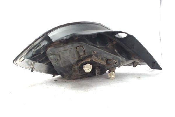 Recambio de piloto trasero derecho para opel astra h berlina referencia OEM IAM 24-451-837 008653-02 