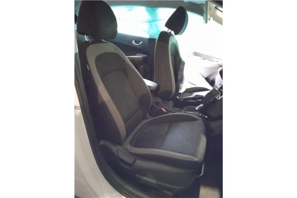Recambio de asiento delantero derecho para hyundai kona (os) 1.0 pure referencia OEM IAM 88200J9200SKY  