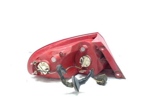Recambio de piloto trasero derecho para chevrolet lacetti referencia OEM IAM 96387725  