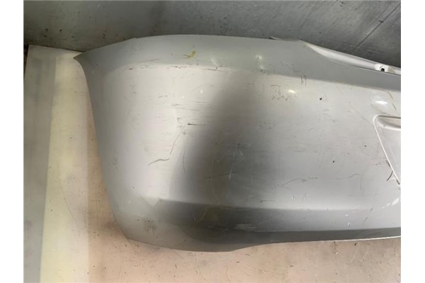 Recambio de paragolpes trasero para renault clio iii 1.5 dci referencia OEM IAM 7701209539  