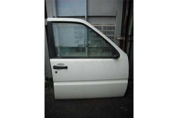 Recambio de puerta delantero derecha para nissan terrano ii (r20) 2.7 td 4wd referencia OEM IAM 801007F030  