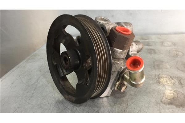Recambio de bomba servodireccion para toyota corolla verso (e12)(2002) 2.0 d-4d linea terra [2,0 ltr. - 66 kw turbodiesel cat] r