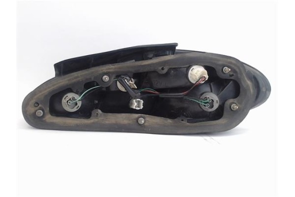 Recambio de piloto trasero izquierdo para hyundai coupe (j2) referencia OEM IAM 9240127020  