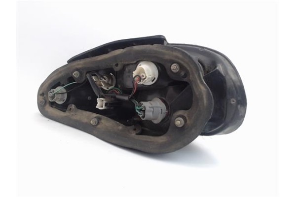 Recambio de piloto trasero izquierdo para hyundai coupe (j2) referencia OEM IAM 9240127020  