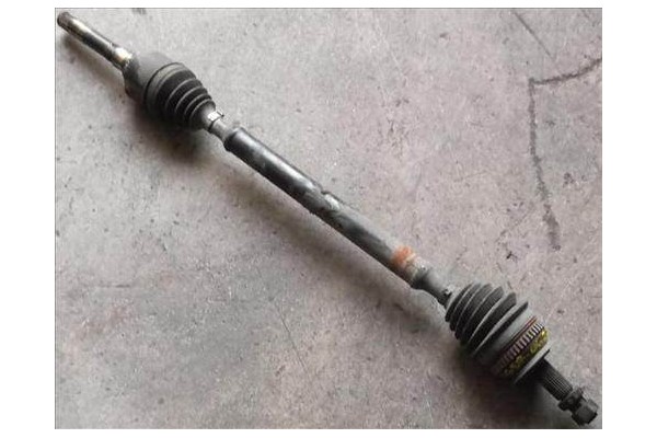 Recambio de palier delantero derecho para chrysler voyager (rg)(2001) 2.5 crd referencia OEM IAM   