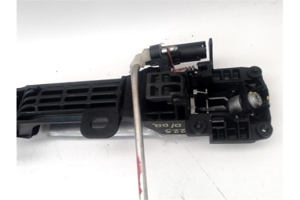 Recambio de maneta exterior delantero derecha para citroen c1 1.2 feel referencia OEM IAM 1612194180  