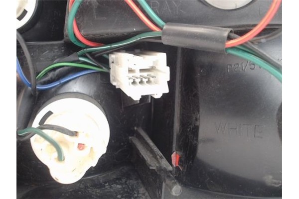 Recambio de piloto trasero izquierdo para hyundai lantra berlina (rd) referencia OEM IAM 9240329020  