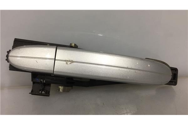 Recambio de maneta exterior trasero izquierda para ford mondeo iv turnier 2.0 tdci referencia OEM IAM   31 , RENAULT | 6 , FORD 