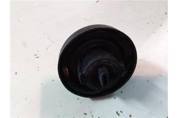 Recambio de tapon combustible para renault 19 ii (b/c53_) 1.2 referencia OEM IAM   