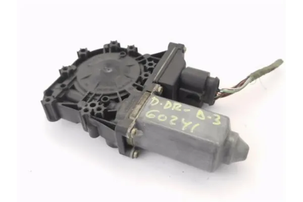 Recambio de motor elevalunas delantero derecho para audi a3 (8l) 1.9 tdi ambiente referencia OEM IAM 8L4959802C  