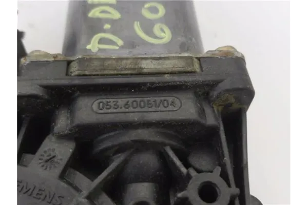 Recambio de motor elevalunas delantero derecho para audi a3 (8l) 1.9 tdi ambiente referencia OEM IAM 8L4959802C  
