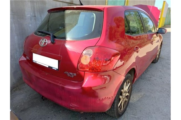 toyota auris (e15) del año 2007