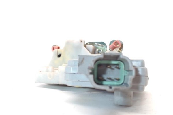 Recambio de cierre electromagnetico delantero izquierdo para nissan primera berlina (p11)(1996) 2.0 td referencia OEM IAM   