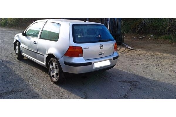 volkswagen golf iv berlina (1j1) del año 2003