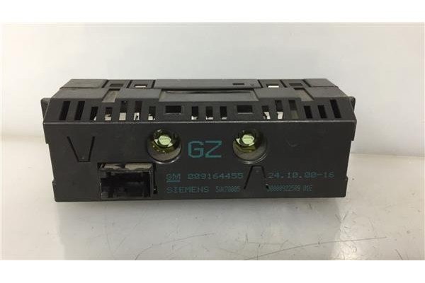 Recambio de reloj horario para opel corsa c 1.2 referencia OEM IAM 009164455 5WK70005 