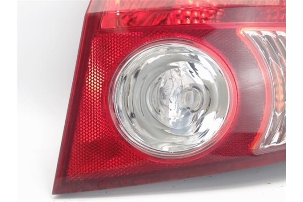 Recambio de piloto trasero derecho para hyundai getz (tb) referencia OEM IAM 924021C010  