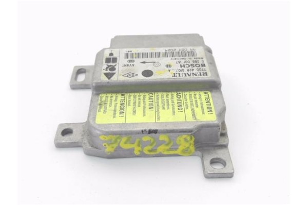 Recambio de centralita airbag para renault clio ii fase i (b/cb0) 1.2 (b/cb0f, b/cb0a, b/cb10, b/cb1k, b/cb2d, b/cb2h) referenci