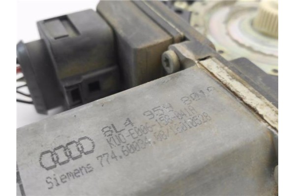 Recambio de motor elevalunas trasero izquierdo para audi a3 (8l) 1.9 tdi ambiente referencia OEM IAM 8L4959801A  
