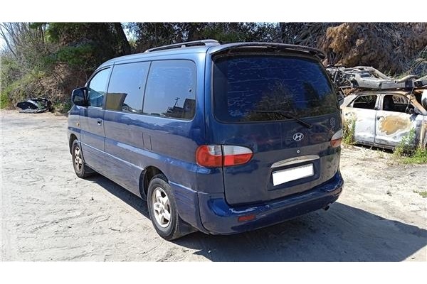 hyundai h-1 furgón del año 2001