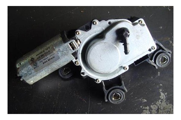 Recambio de motor limpiaparabrisas trasero para volkswagen golf iv berlina (1j1) 1.9 tdi referencia OEM IAM 1J6955711C 5WF404425