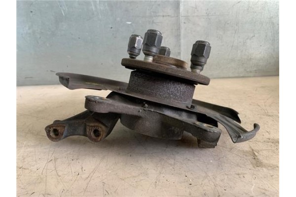 Recambio de mangueta delantero izquierda para land rover freelander (ln) 2.0 di referencia OEM IAM RUB101511  