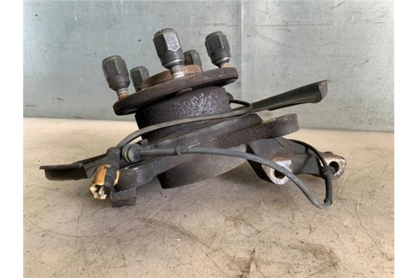 Recambio de mangueta delantero derecha para land rover freelander (ln) 2.0 di referencia OEM IAM RUB101501  