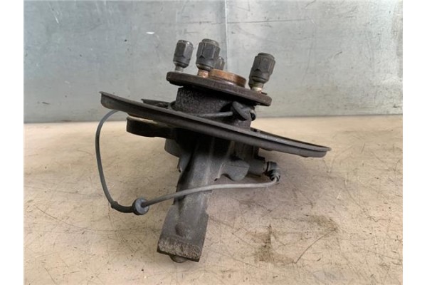 Recambio de mangueta delantero derecha para land rover freelander (ln) 2.0 di referencia OEM IAM RUB101501  
