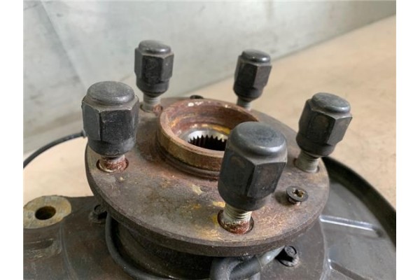 Recambio de mangueta delantero derecha para land rover freelander (ln) 2.0 di referencia OEM IAM RUB101501  