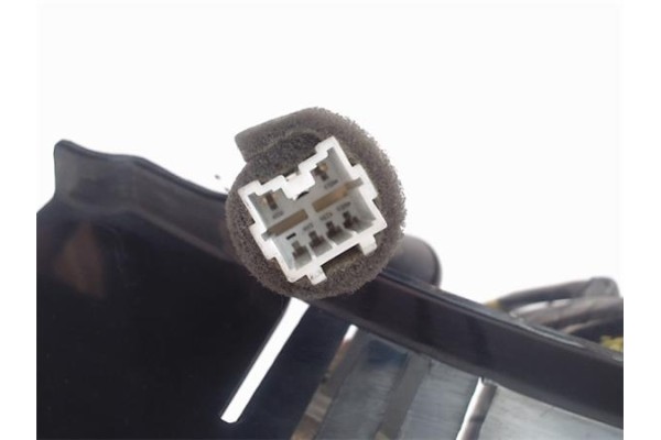 Recambio de piloto trasero derecho para hyundai matrix (fc) referencia OEM IAM 9240217010  