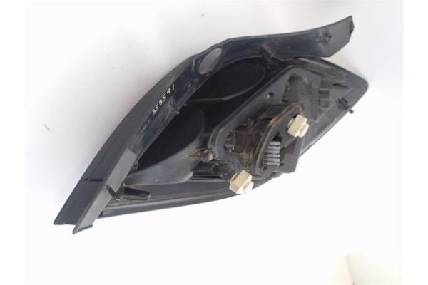 Recambio de piloto trasero izquierdo para opel astra h berlina referencia OEM IAM 159727 24461835 