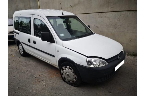 opel combo (corsa c) del año 2005