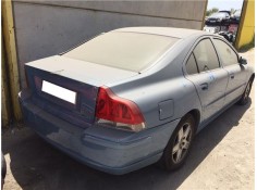 volvo s60 berlina del año 2004