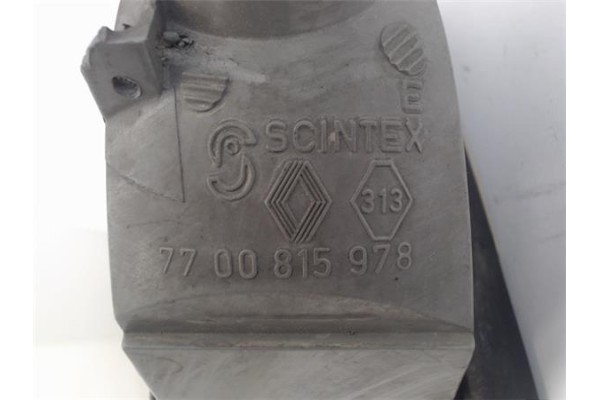Recambio de intermitente delantero dcho para renault r 19 berl. con portón (b/c53) referencia OEM IAM 7700815978  