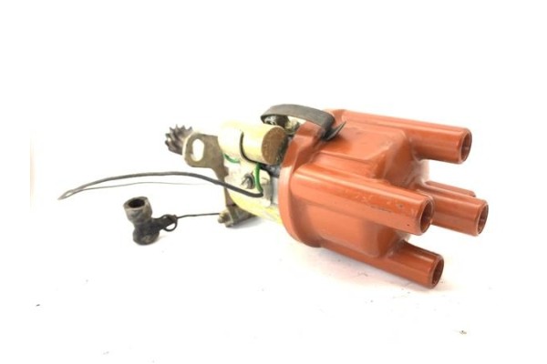 Recambio de delco para ford fiesta ii (fbd) 1.1 referencia OEM IAM BOSCH 0 231 170 328 