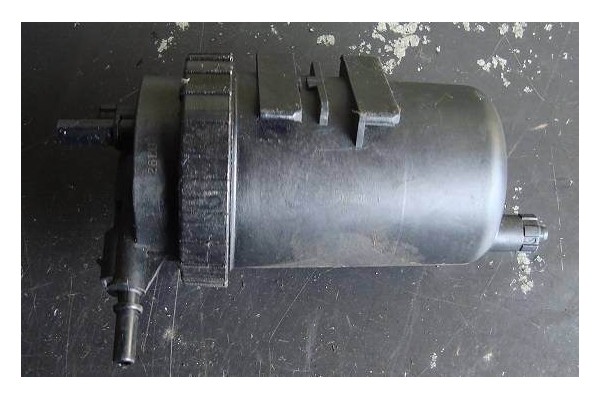 Recambio de soporte filtro gasoil para renault master ii furgón (fd) 2.5 dci 120 referencia OEM IAM 8200969622  